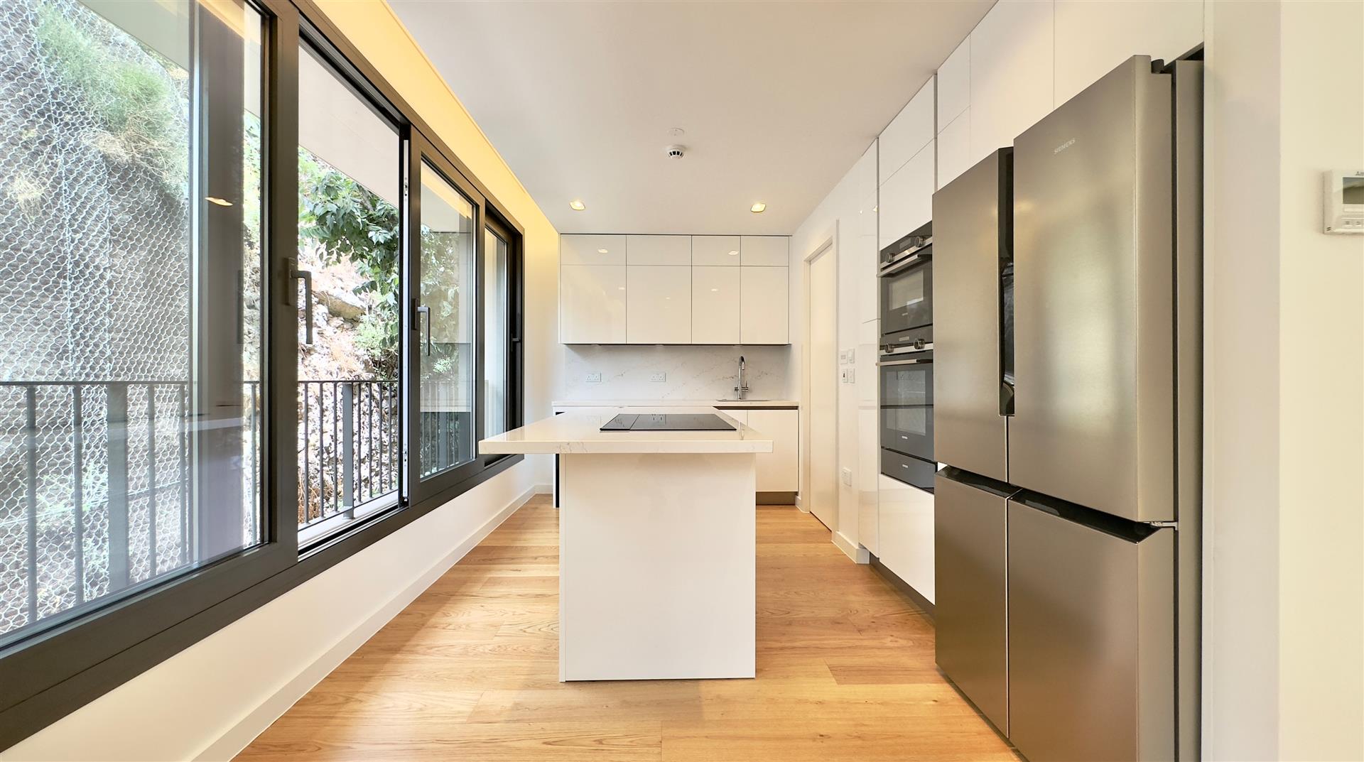 Image of House - 4 Bedrooms - 3 Bathrooms for Rental in North Gorge-Gibraltar, Image 10